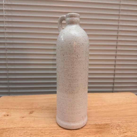 Textured Ceramic Vase - Picture 5 of 5